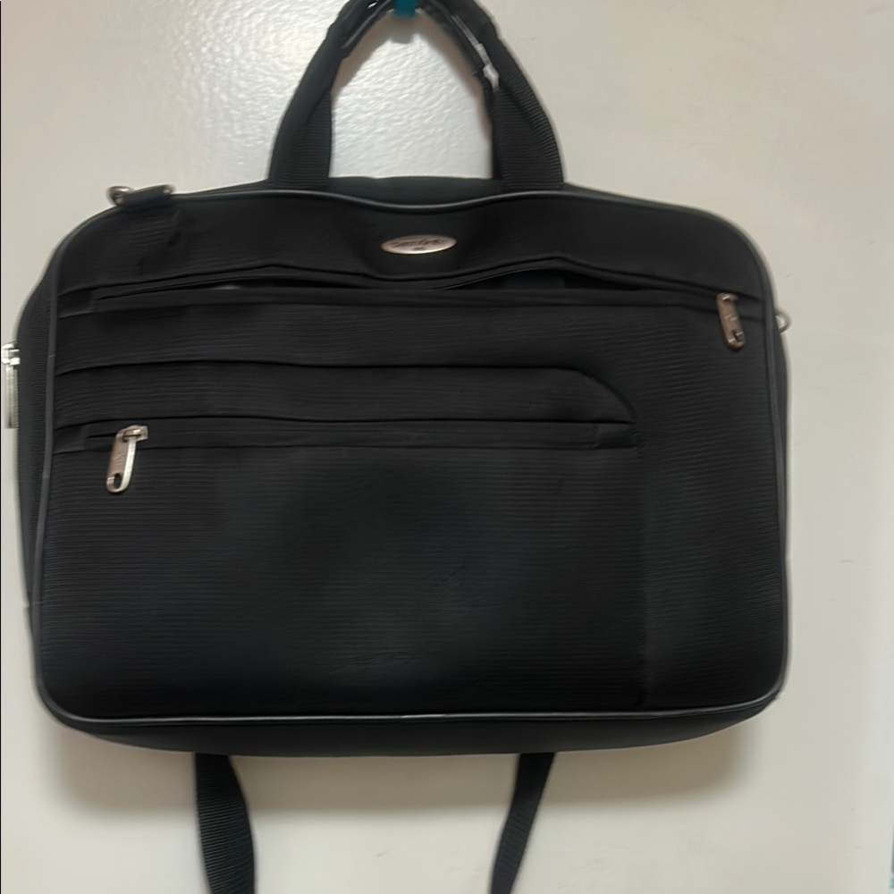 Samsonite Black Laptop Bag (NWOT). Lowest price on Poshmark